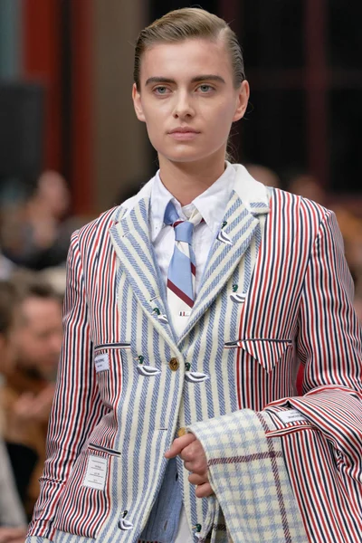 Look 194